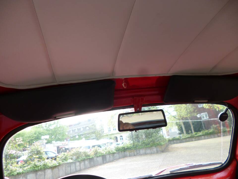 Image 20/32 of SEAT 600 D (1972)