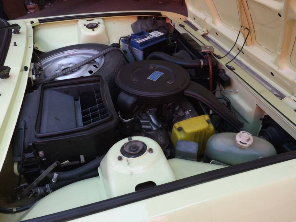Image 34/50 of FIAT 128 Sport Coupe (1974)