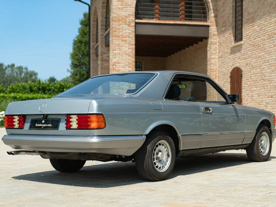 Image 7/50 de Mercedes-Benz 380 SEC (1982)