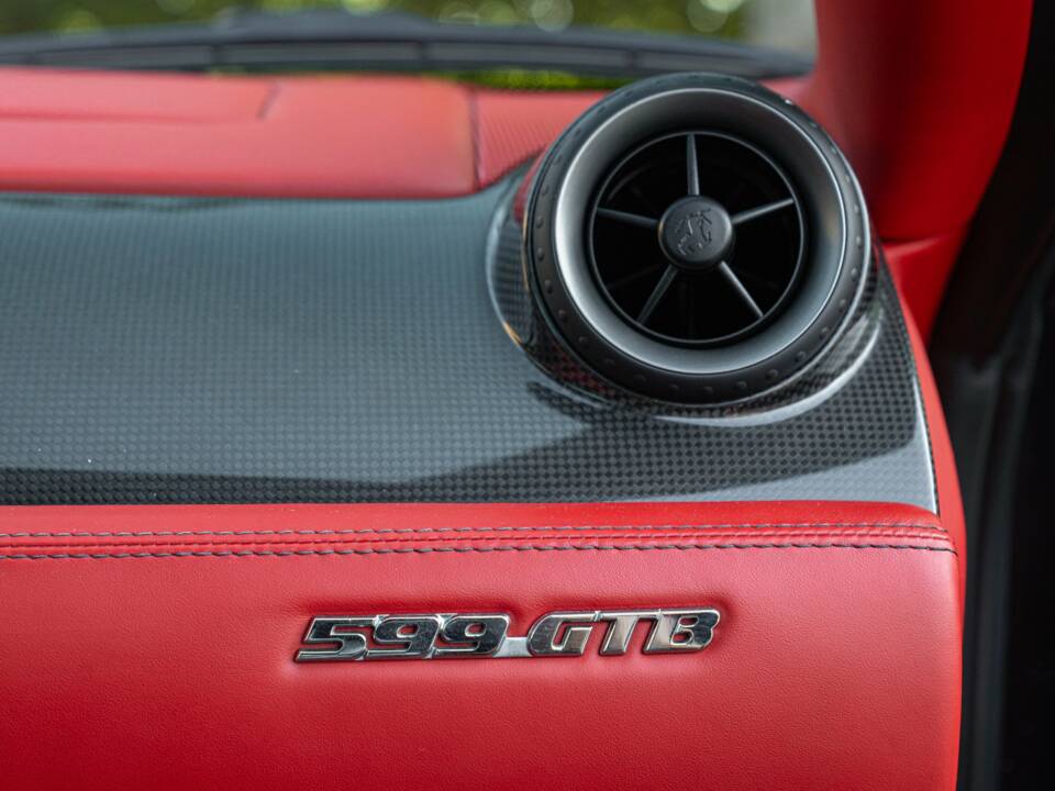 Immagine 38/50 di Ferrari 599 GTB HGTE (2010)