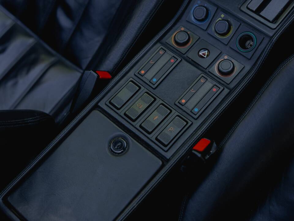 Image 49/60 of Ferrari 328 GTS (1986)