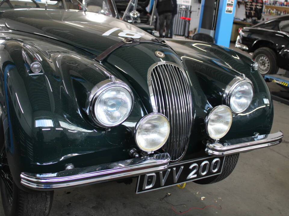 Immagine 69/102 di Jaguar XK 120 SE FHC (1954)