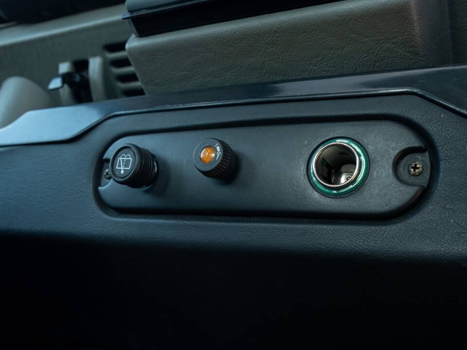 Imagen 45/50 de Land Rover Defender 90 (1996)