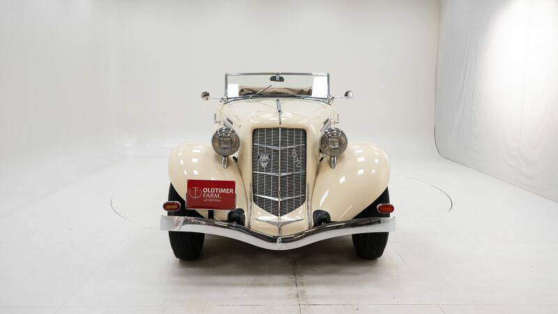 Afbeelding 2/15 van Auburn 852 Phaeton (1936)