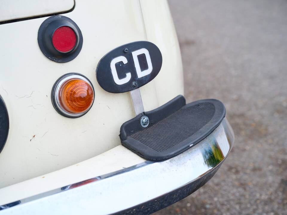 Bild 29/50 von Triumph 2000 Roadster (1949)