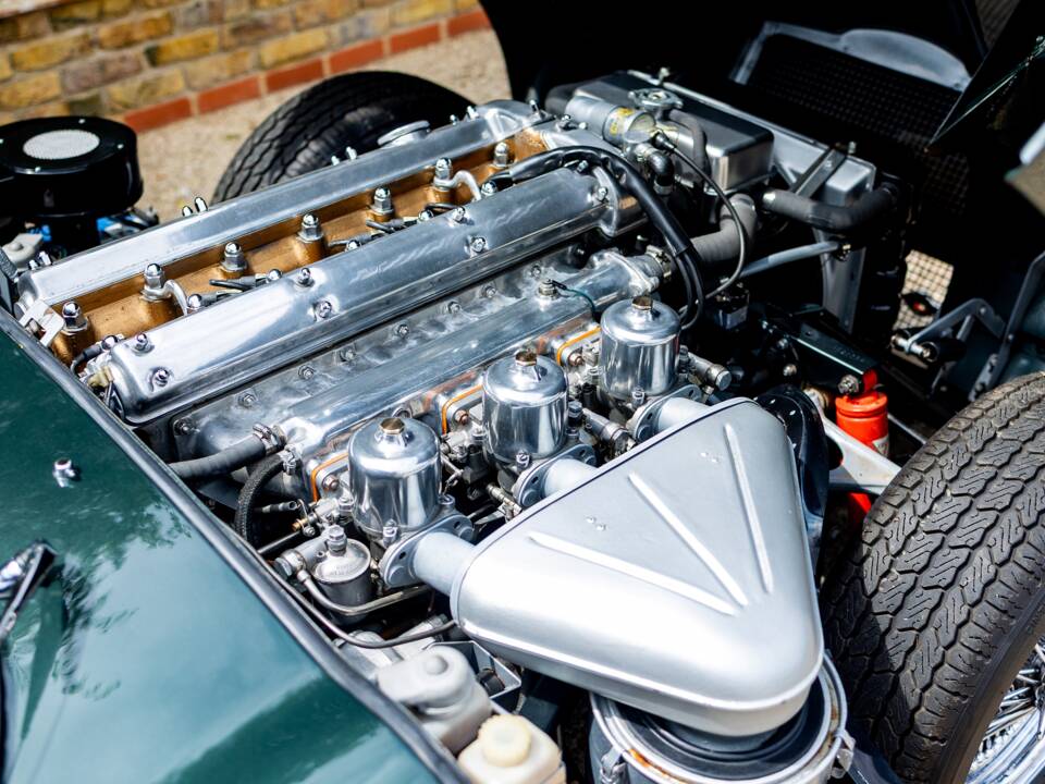 Bild 5/50 von Jaguar E-Type 4.2 (1965)