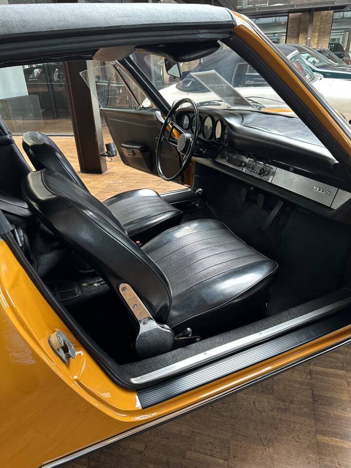 Image 19/25 of Porsche 912 (1967)
