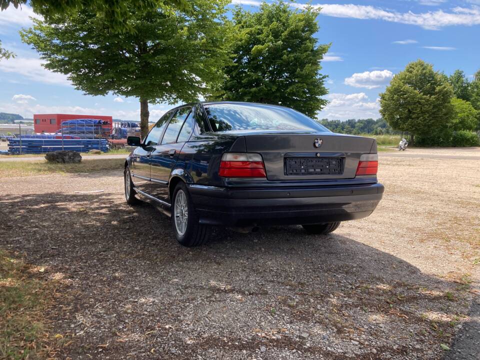 Bild 3/15 von BMW 323i (1997)