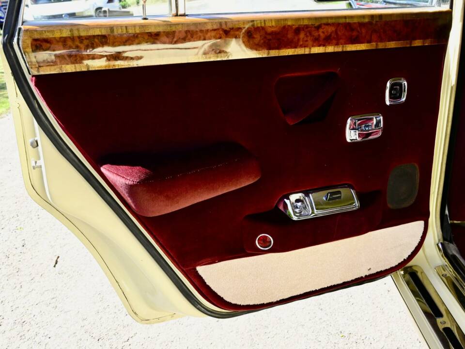 Bild 33/50 von Rolls-Royce Silver Shadow I (1977)