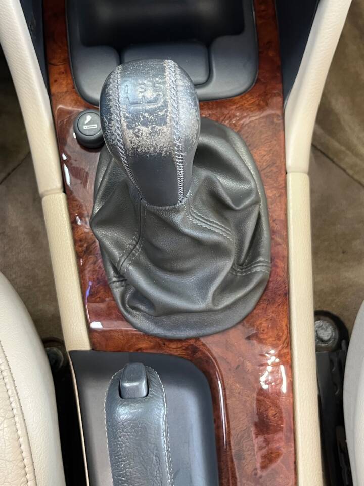 Bild 3/37 von Volvo C70 2.0 T (2001)