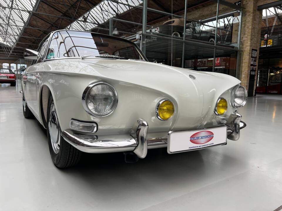 Image 4/37 of Volkswagen Karmann Ghia 1600 L (1968)
