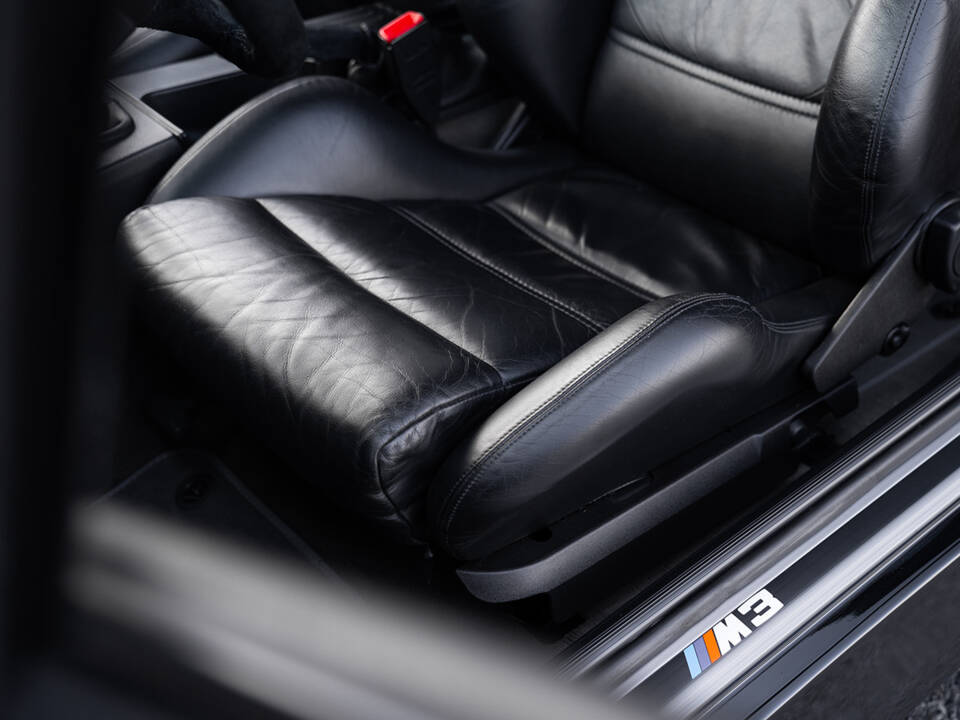 Image 42/91 de BMW M3 Sport Evo (1990)