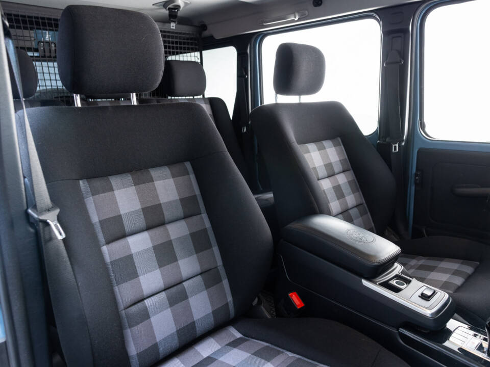 Image 18/35 of Mercedes-Benz G 350 d Professional (2018)