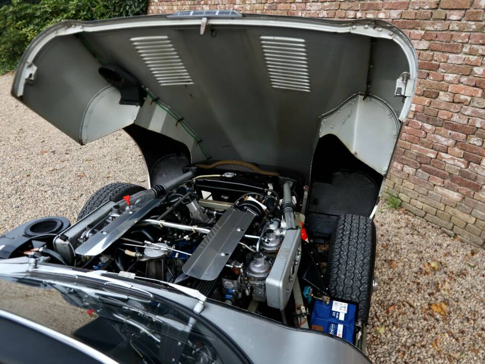 Bild 49/50 von Jaguar Type E V12 (1973)