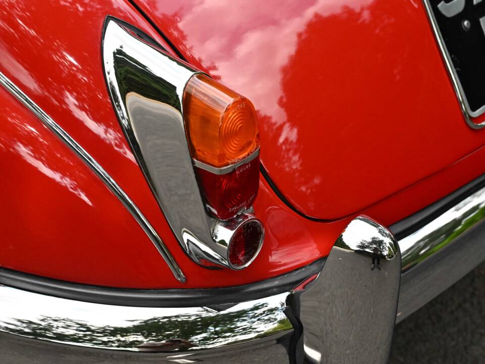Bild 17/50 von Jaguar Mk II 2.4 (1961)