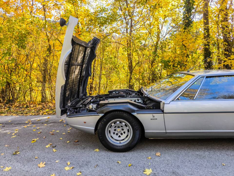 Bild 32/35 von Lamborghini Espada 400 GT (1976)
