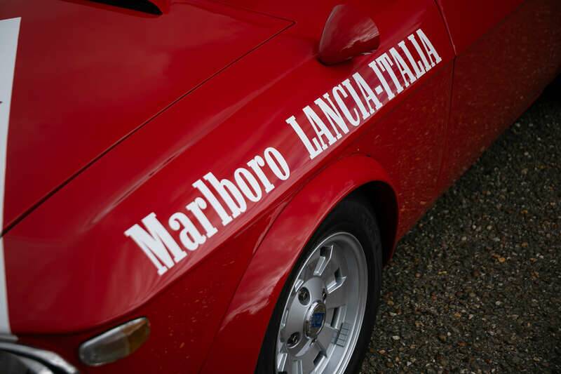 Image 15/44 of Lancia Fulvia Rallye HF 1.6 (1970)