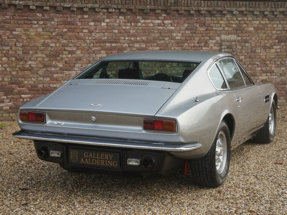 Bild 30/50 von Aston Martin V8 (1974)