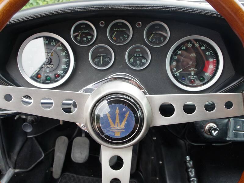 Image 18/50 of Maserati Mistral 4000 (1966)