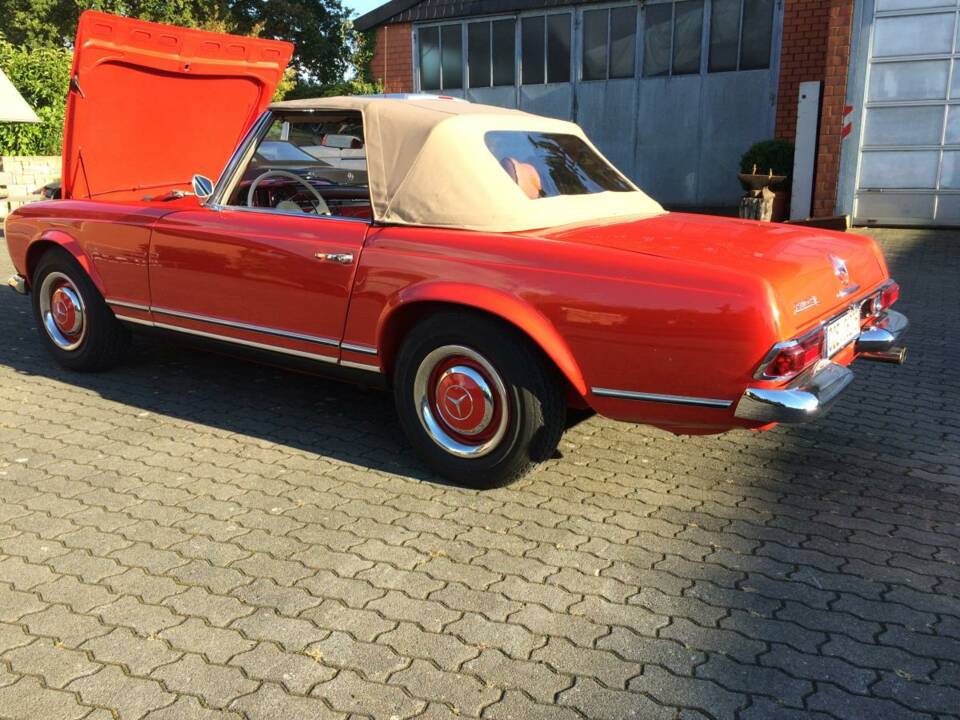 Image 4/8 of Mercedes-Benz 230 SL (1964)