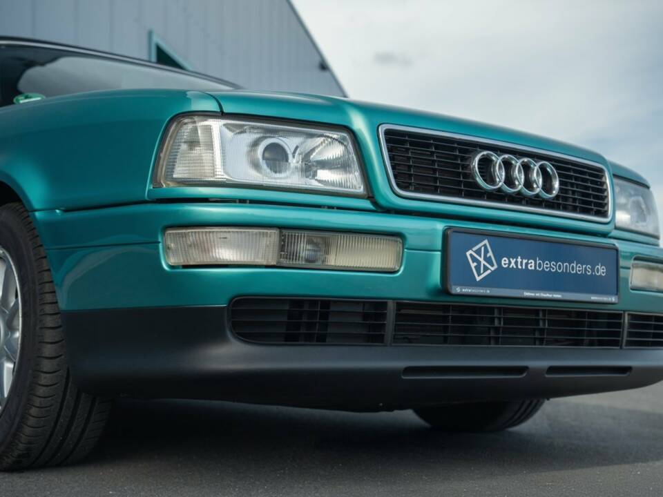 Imagen 3/15 de Audi Cabriolet 2.6 (1996)