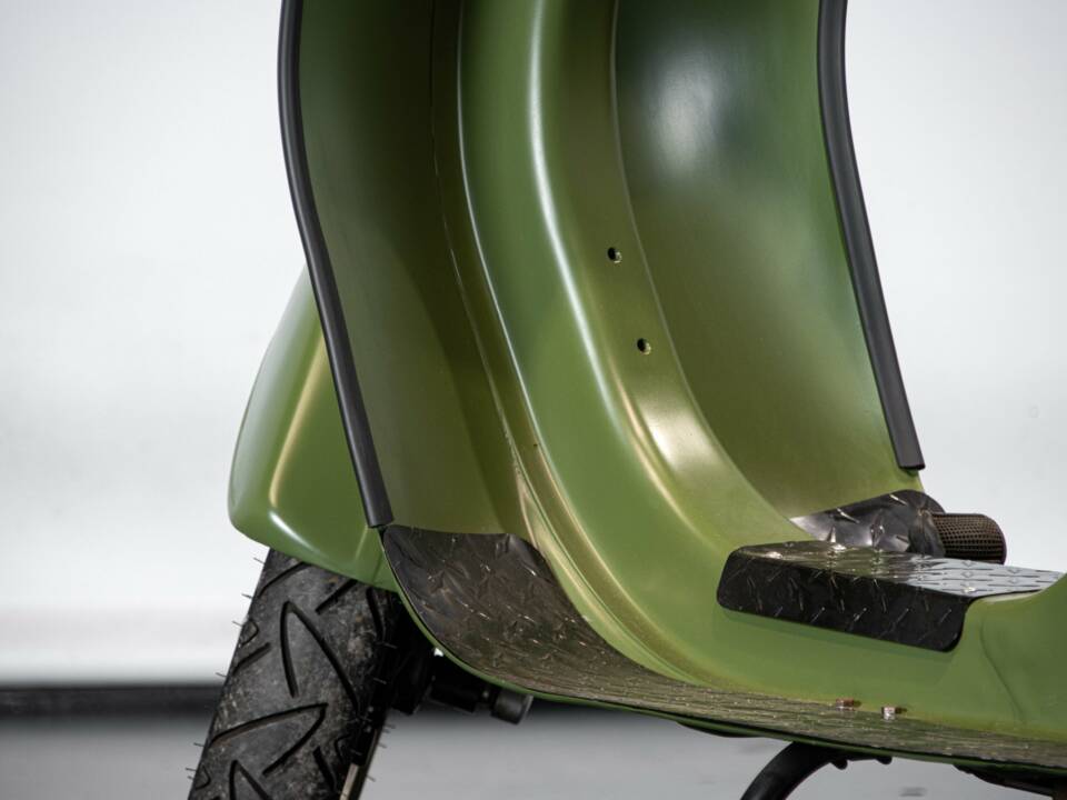 Image 32/40 of Piaggio DUMMY (1975)