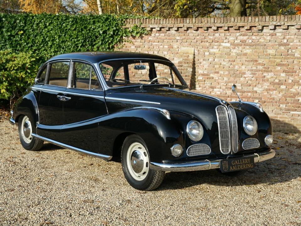 Afbeelding 38/50 van BMW 502 - 3.2 Litre (1958)