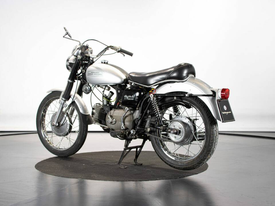 Immagine 2/50 di Cagiva DUMMY (1970)
