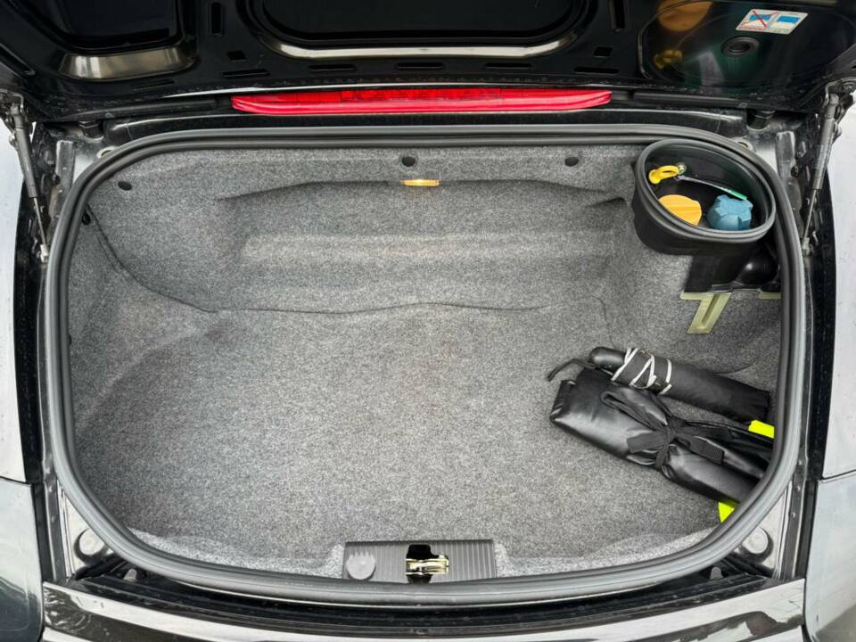 Image 21/34 of Porsche Boxster (2000)