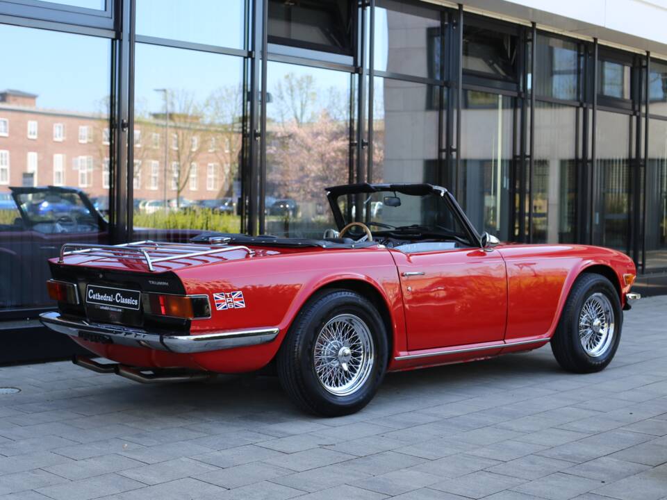 Image 49/49 of Triumph TR 6 (1976)