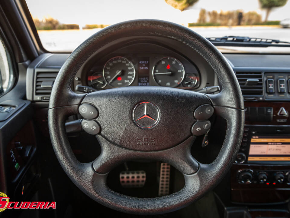 Image 20/25 of Mercedes-Benz G 350 CDI (2009)