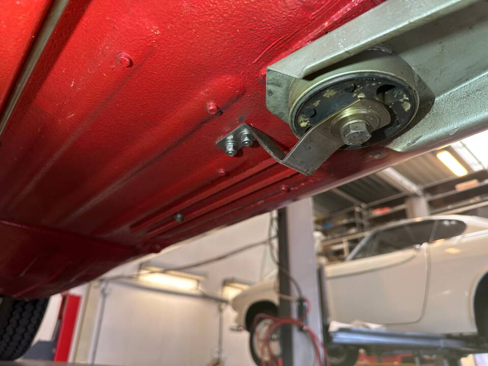 Afbeelding 89/95 van Jaguar XK-E (1970)