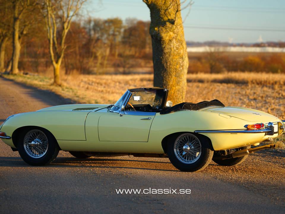 Bild 2/23 von Jaguar E-Type (1968)