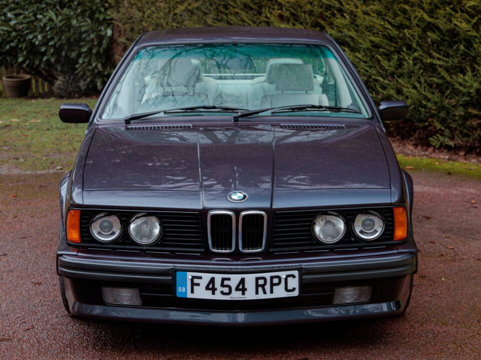 Image 6/29 of BMW 635 CSi (1989)