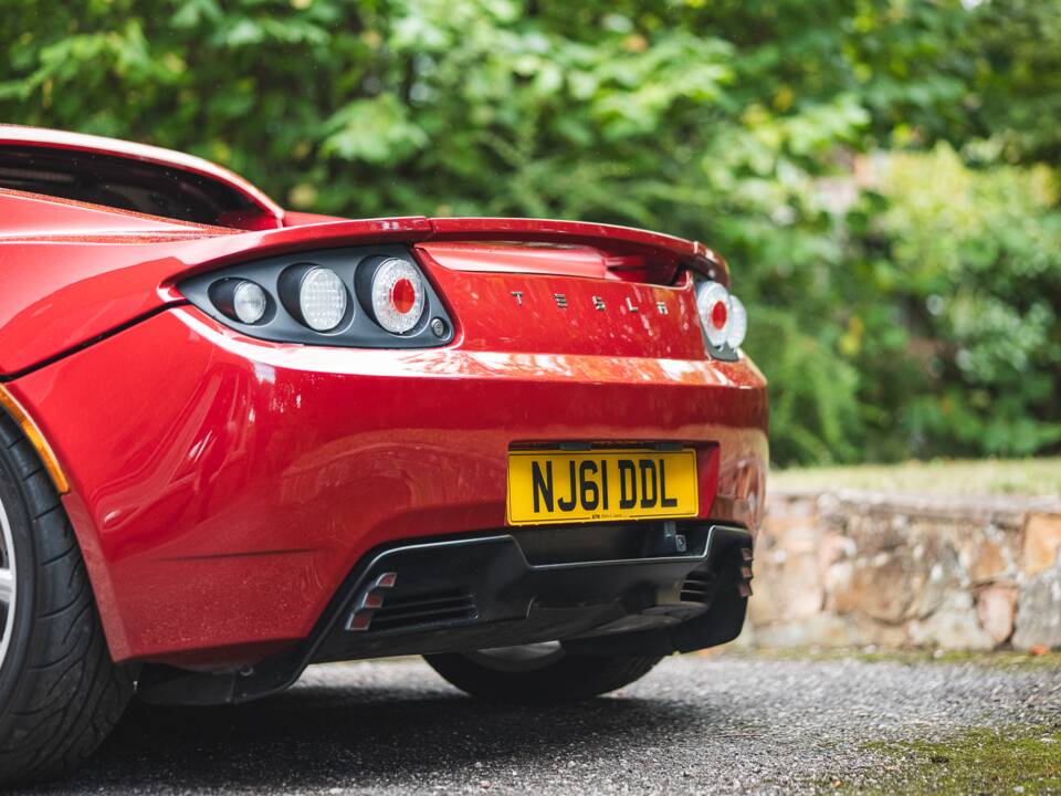 Image 24/50 de Tesla Roadster (2011)