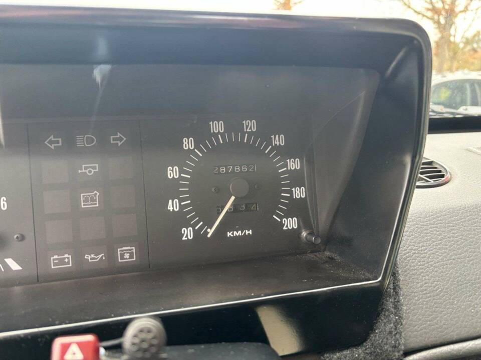 Bild 13/16 von Land Rover Range Rover Classic 2.5 Turbo D (1992)