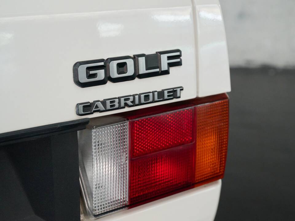 Image 16/50 of Volkswagen Golf Mk I Convertible 1.8 (1989)