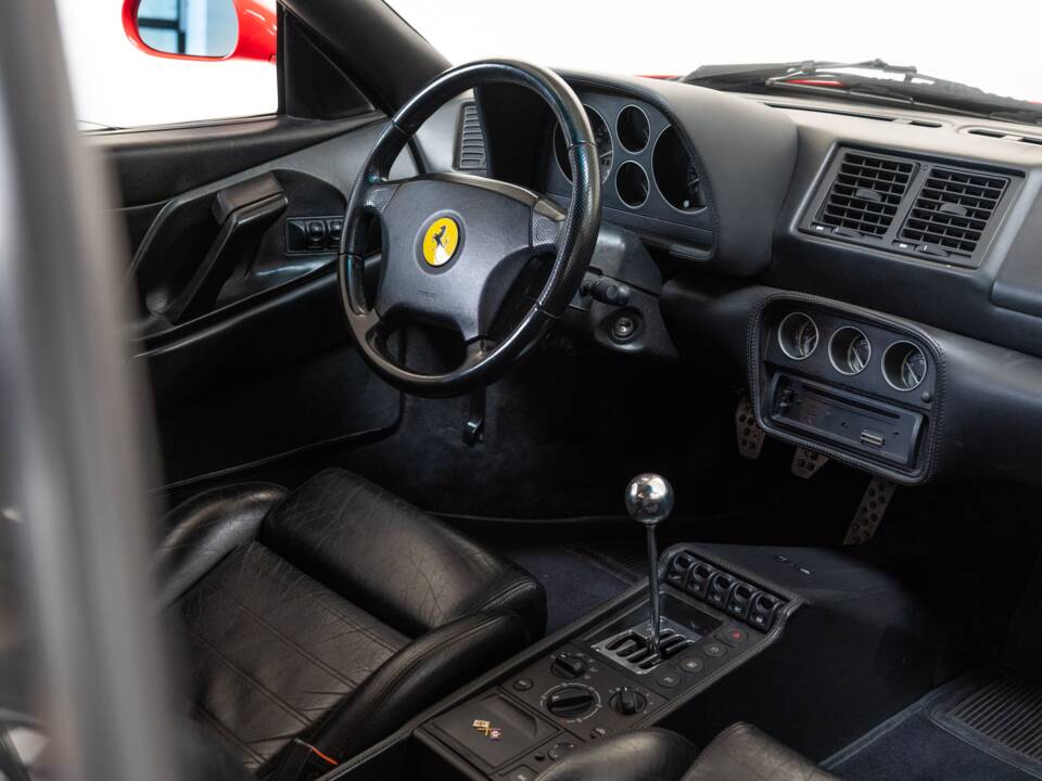 Afbeelding 20/40 van Ferrari F 355 Berlinetta (1996)