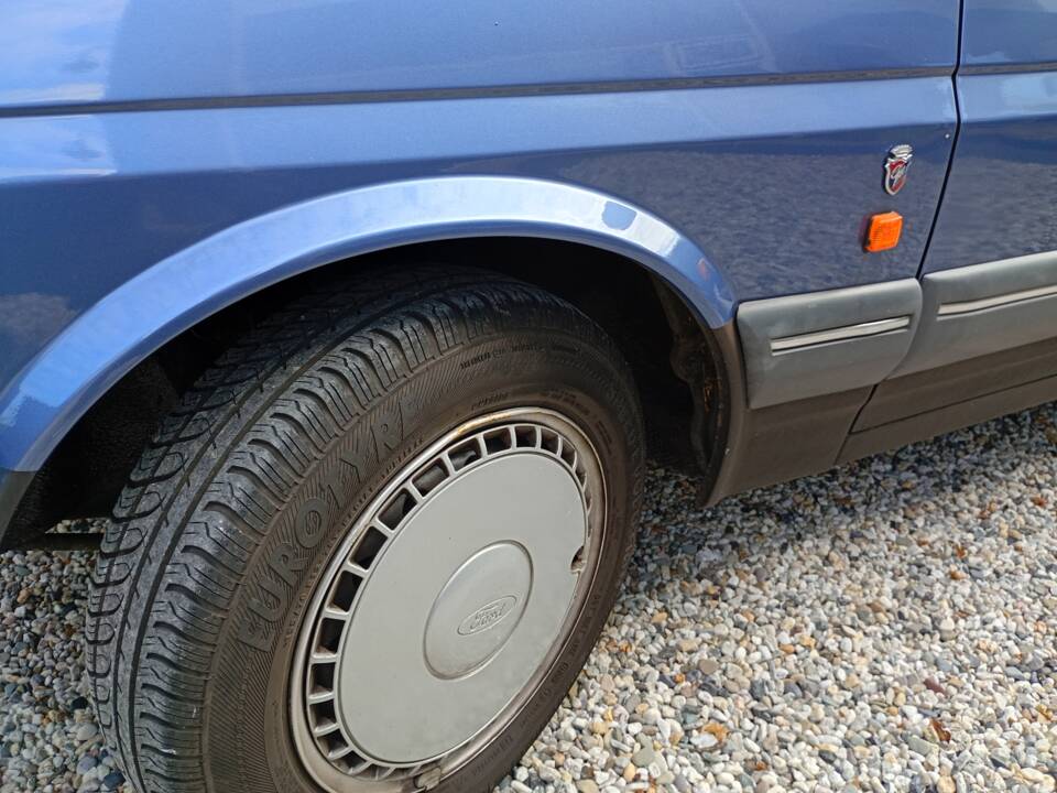 Image 15/23 de Ford Fiesta 1.1 (1988)
