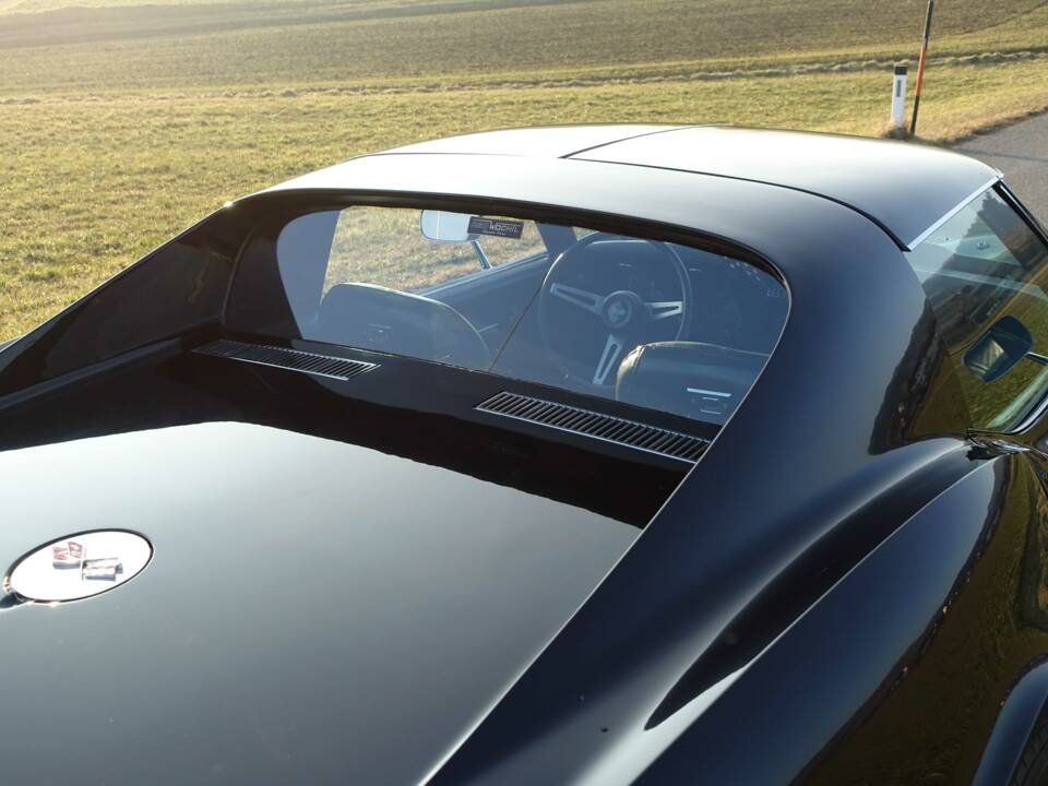 Image 14/23 of Chevrolet Corvette Stingray (1973)