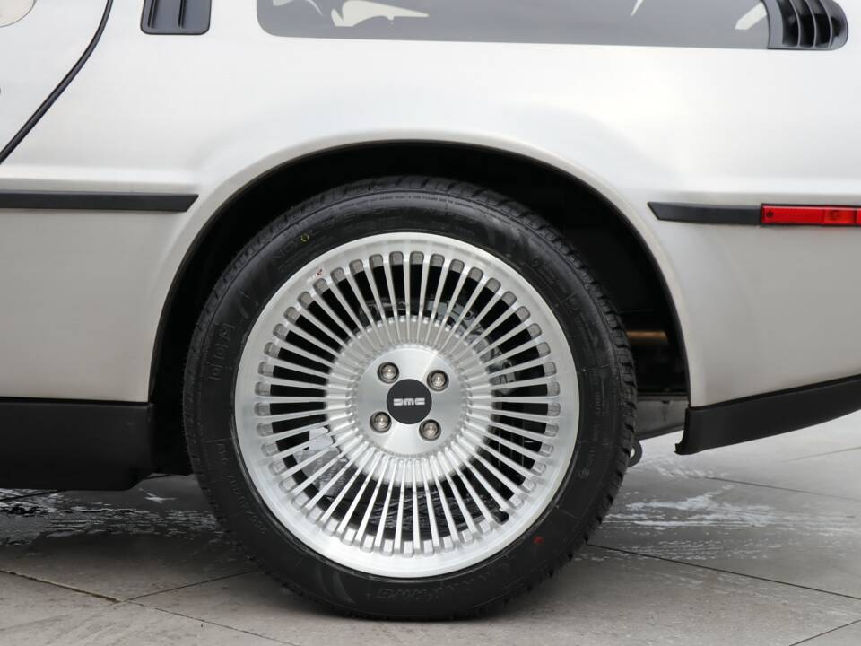 Image 12/50 de DeLorean DMC-12 (1981)