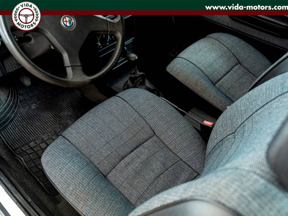 Afbeelding 11/29 van Alfa Romeo 33 - 1.3 (1990)