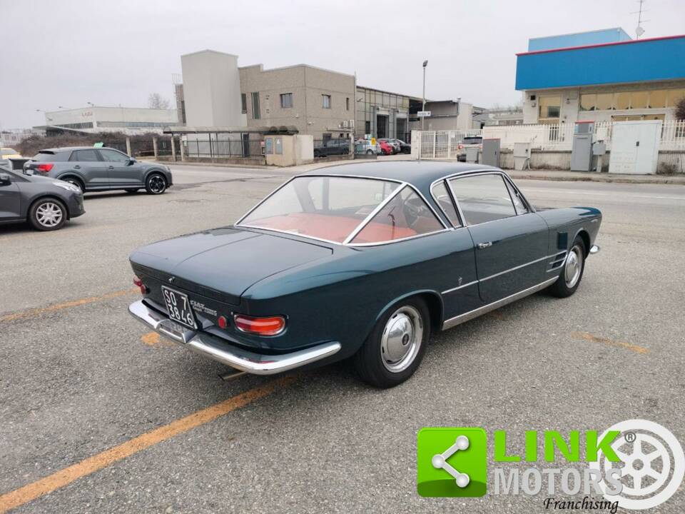 Image 5/10 de FIAT 2300 S Coupé (1966)