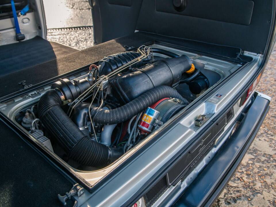 Bild 28/28 von Volkswagen T3 Kastenwagen 2.0 (1982)