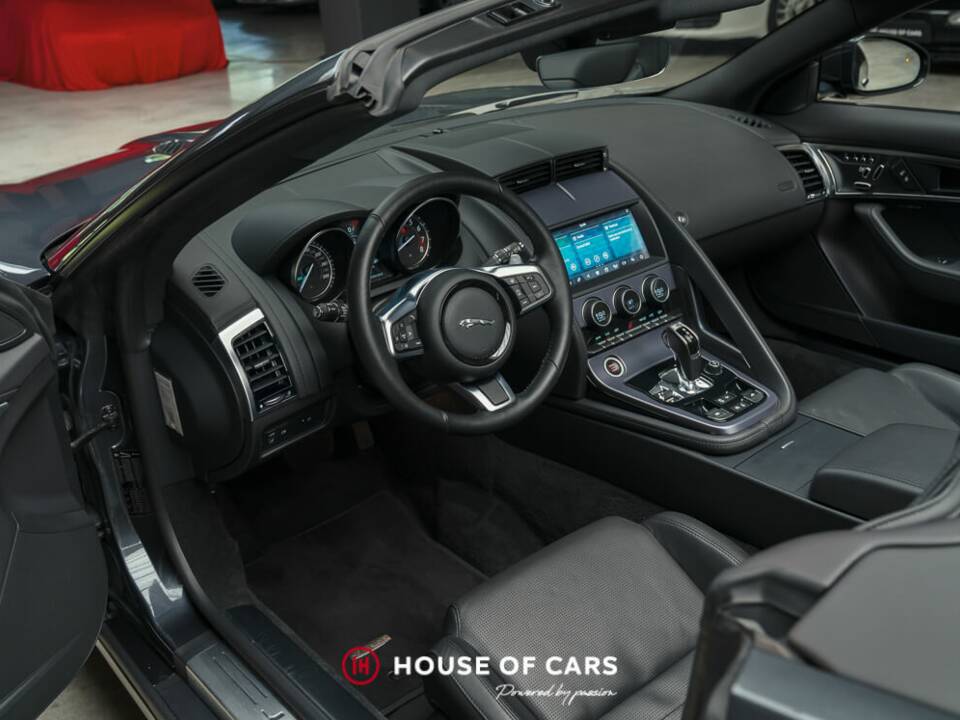 Afbeelding 16/25 van Jaguar F-Type (2018)