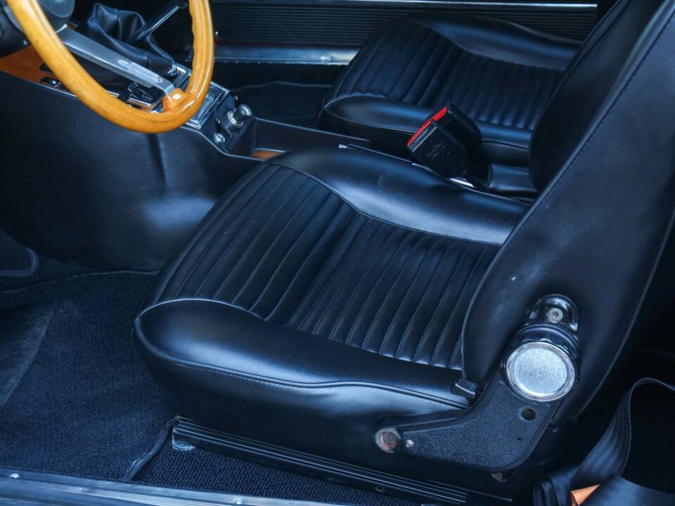 Imagen 41/50 de Alfa Romeo 2000 GT Veloce (1972)