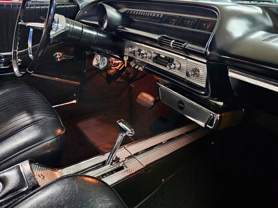 Image 16/20 of Chevrolet Impala SS Sport Coupe (1964)