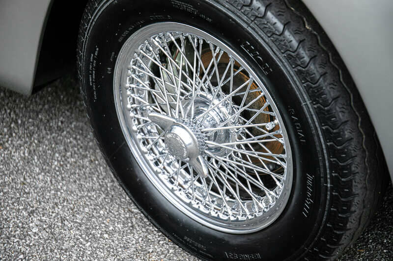 Image 49/50 of Aston Martin DB 2&#x2F;4 Mk III (1958)