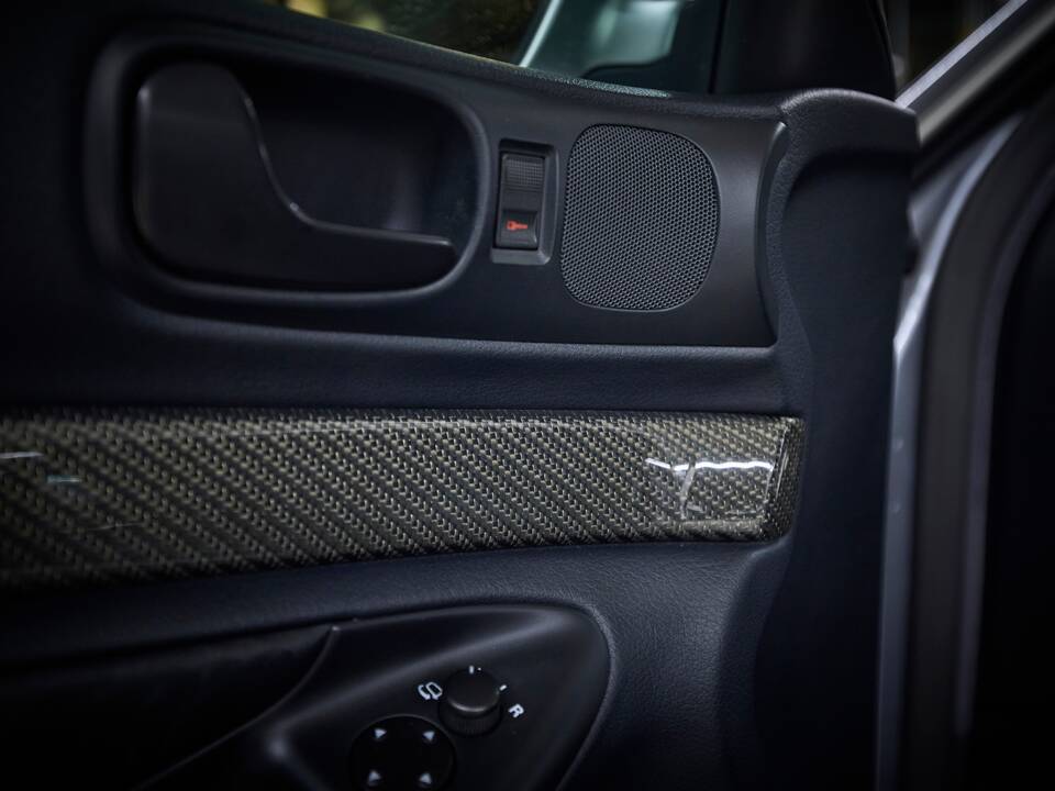 Imagen 91/100 de Audi RS4 Avant (2001)