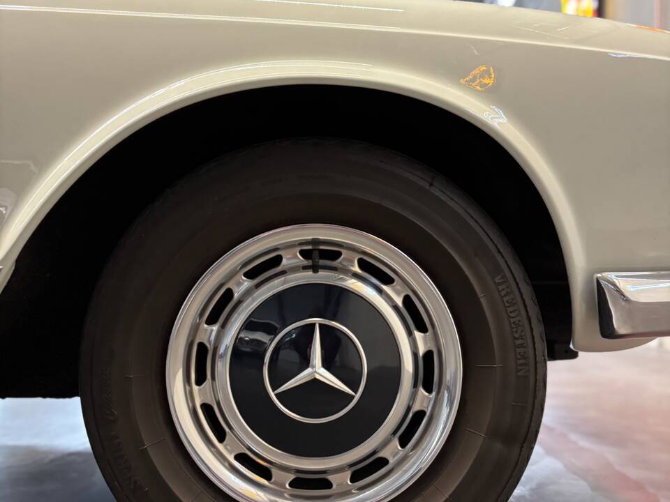 Immagine 23/25 di Mercedes-Benz 280 SL (1968)